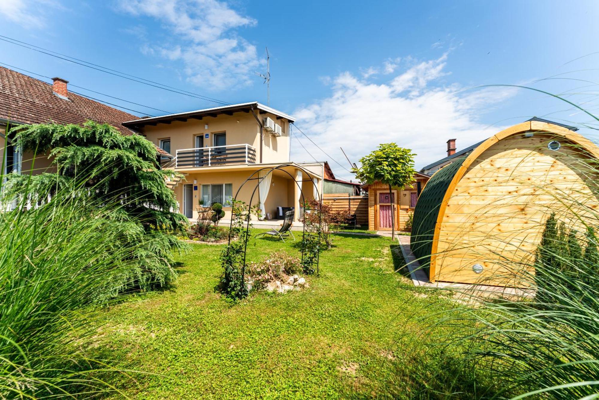 Studio Apartman The Little Prince Bjelovar Exterior photo